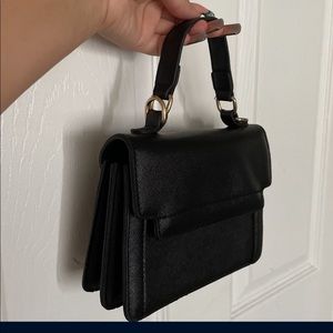 hand bag